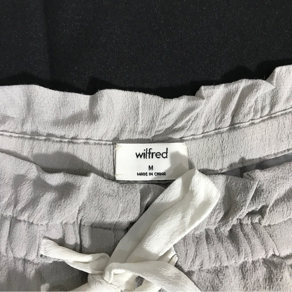 Aritzia Wilfred Montrouge Flowy Crepe Shorts Size M - Picture 5 of 8